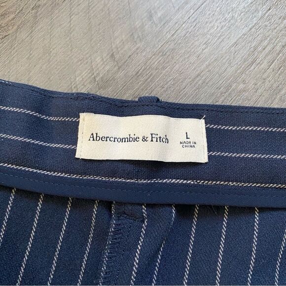Abercrombie & Fitch High Rise Shorts Navy Stripe Large Preppy - Picture 4 of 10